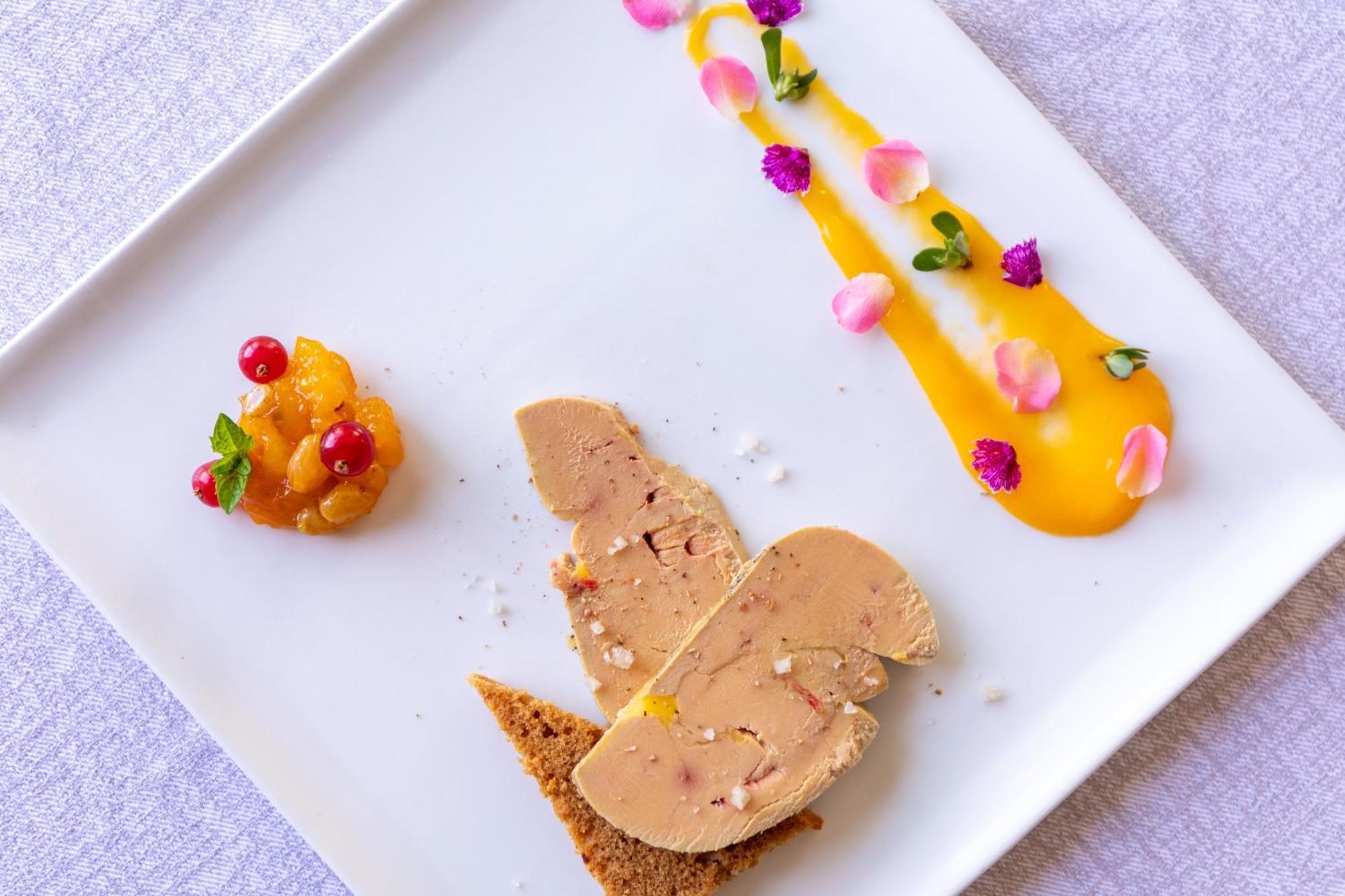 Logis Hotel Restaurant Du Pont Ambialet المظهر الخارجي الصورة